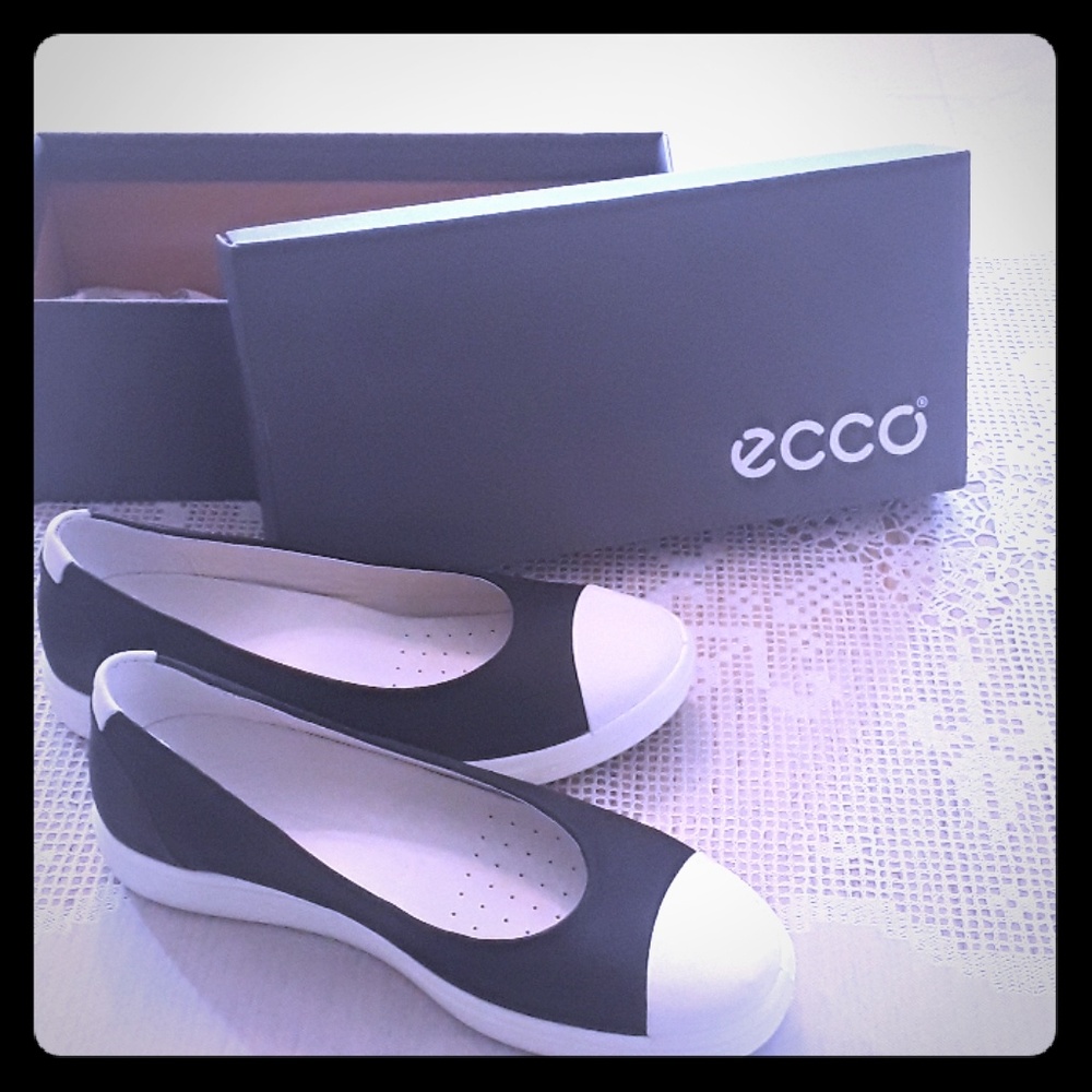 Ecco Shoes
